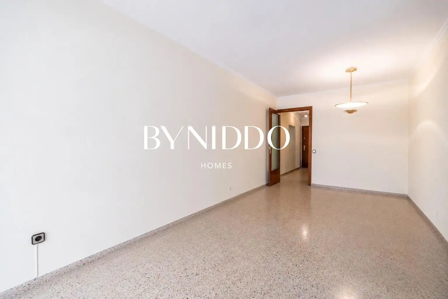 Vista exterior de Piso en venta en Sant Cugat del Vallès con Aire acondicionado, Calefacción y Amueblado