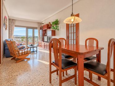 Piso con balcón en venta en Calle JOSEP COROLEU