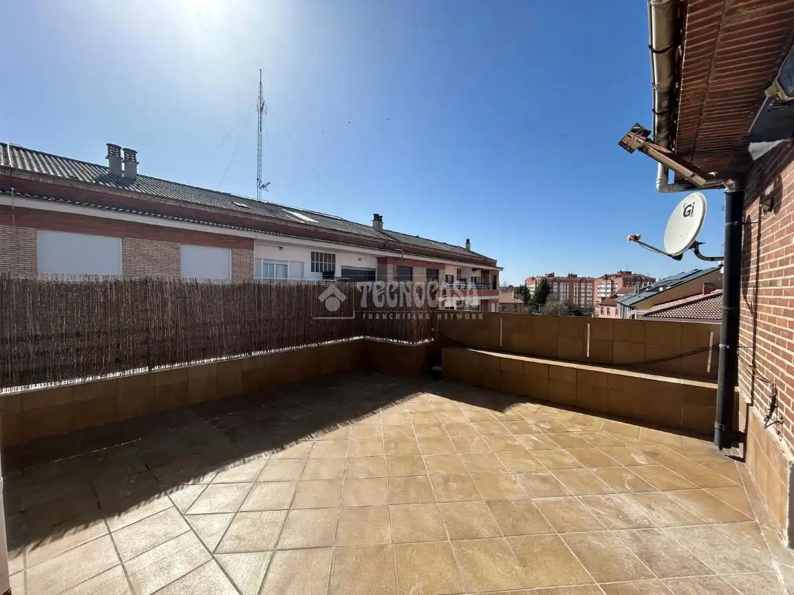 Terraza de Piso en venta en Medina del Campo con Calefacción y Trastero