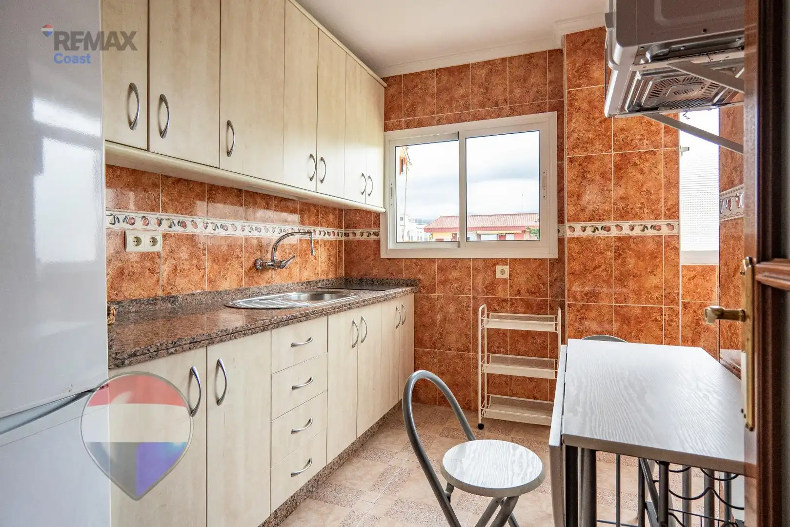 Cocina de Apartamento de alquiler en Rincón de la Victoria con Aire acondicionado, Calefacción y Amueblado