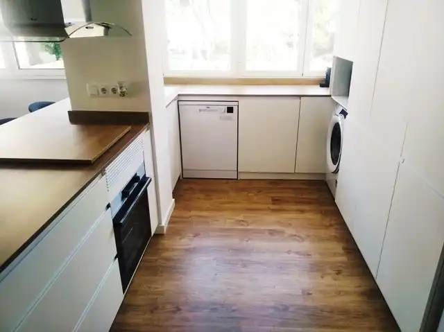 Cocina de Apartamento de alquiler en El Campello con Aire acondicionado, Terraza y Amueblado