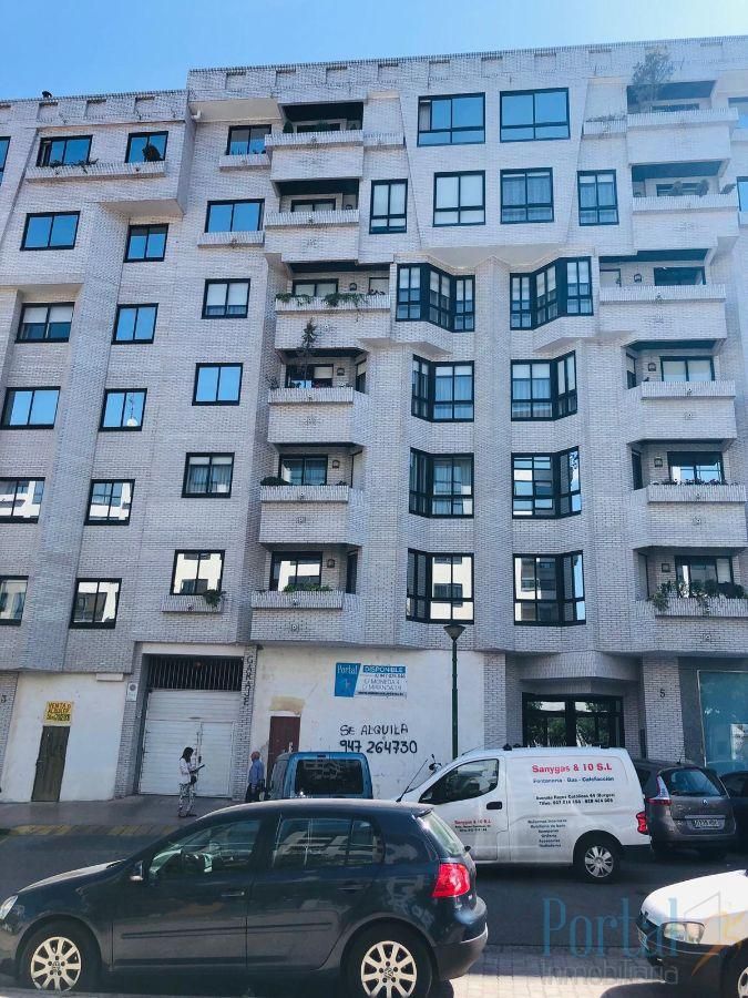 Local de lloguer a AZORIN, 5, Los Vadillos - R. Sanitaria - Pozanos