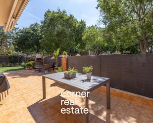 Jardí de Planta baixa en venda en Sant Cugat del Vallès amb Terrassa