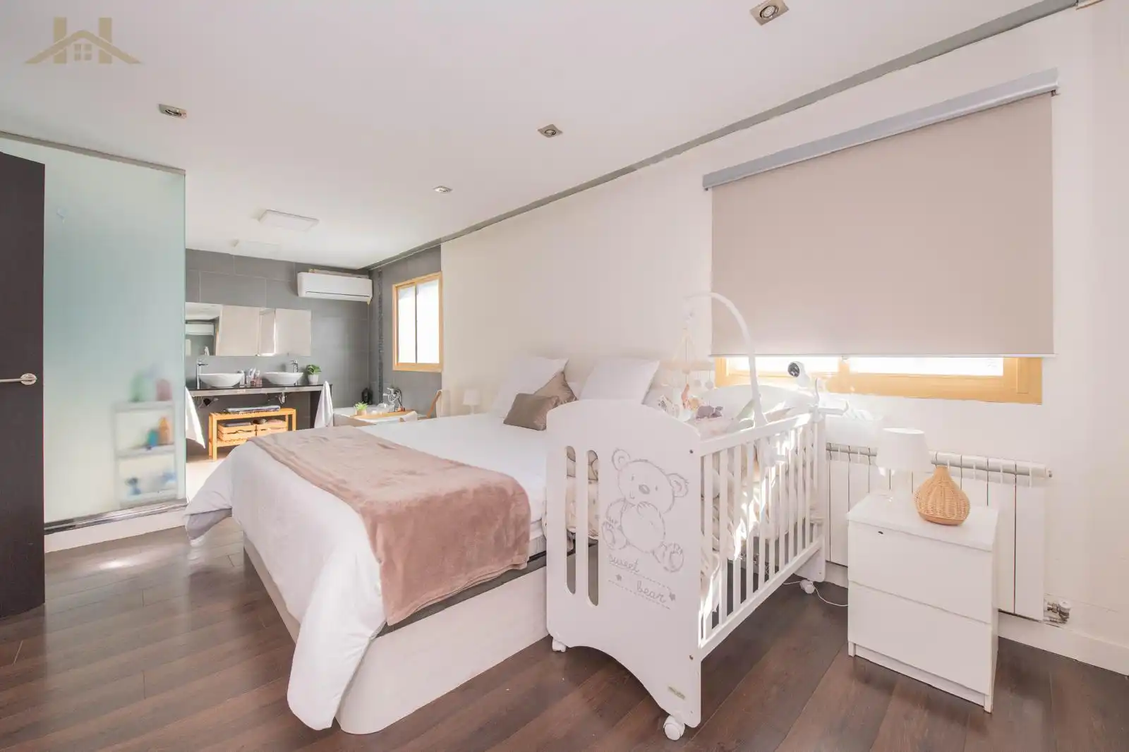 Bedroom of Detached homes for sale in Yeles  with Air Conditioner, Heating and Private garden