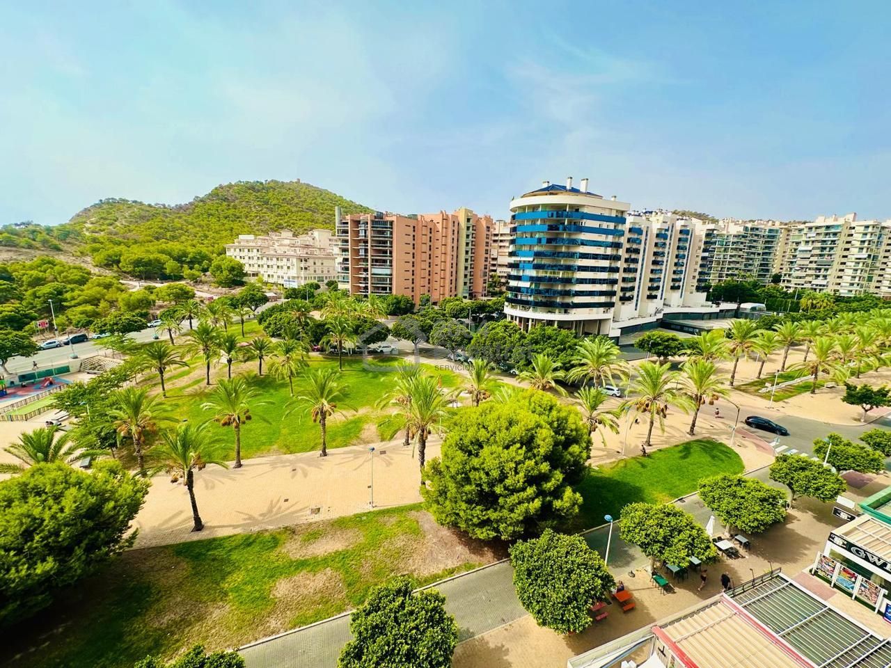 Vista exterior de Pis de lloguer en Villajoyosa / La Vila Joiosa amb Aire condicionat, Terrassa i Traster