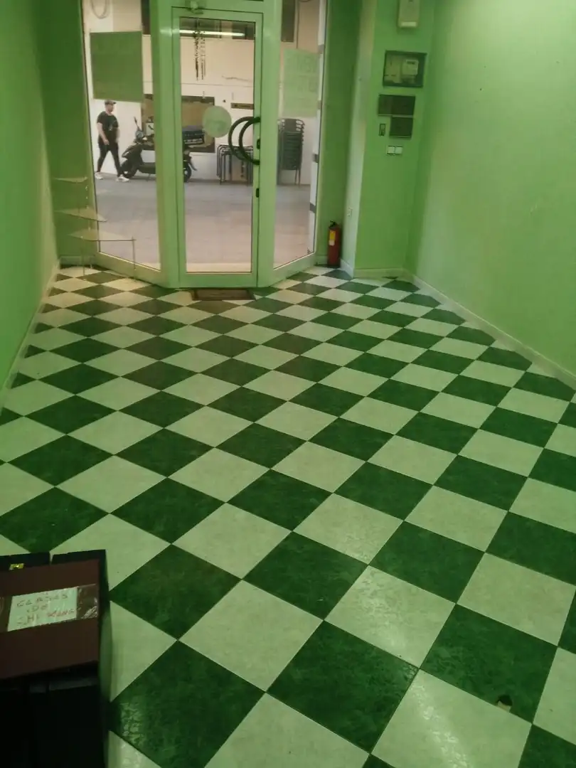 Business premises for sale in Calle Puerto 10, imagen 2