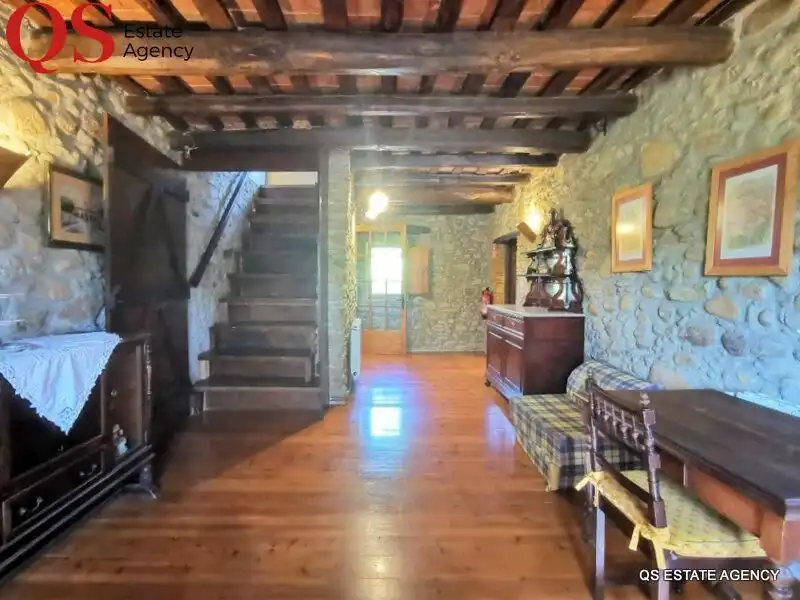 Finca rústica en venta en La Cellera de Ter con Aire acondicionado, Calefacción y Jardín privado