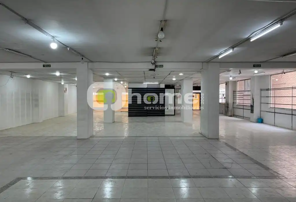 Local comercial en venda a Avenida de Portugal 11, imagen 6