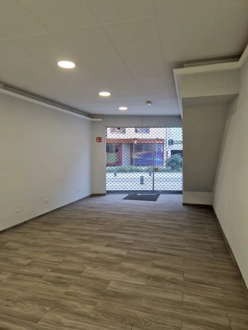 Local comercial de lloguer a Carrer Prat 5, imagen 3