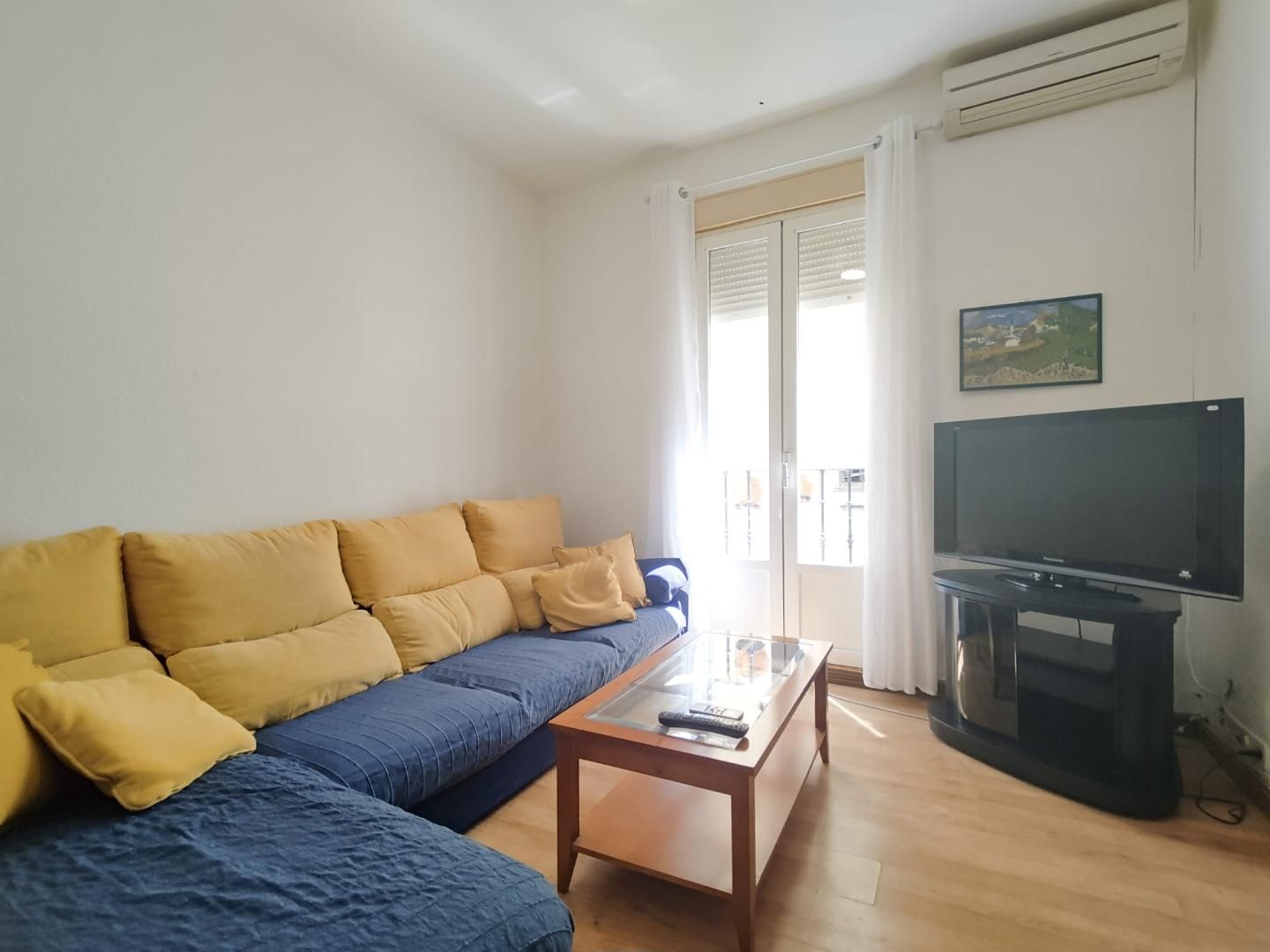 Sala de estar de Piso de alquiler en  Madrid Capital