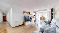 Sala d'estar de Pis en venda en Elche / Elx amb Aire condicionat, Terrassa i Balcó
