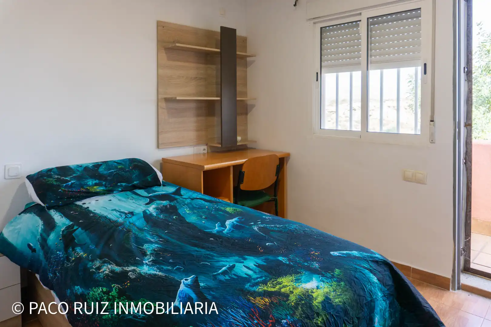 Habitación de Casa adosada en venta en Rioja con Balcón