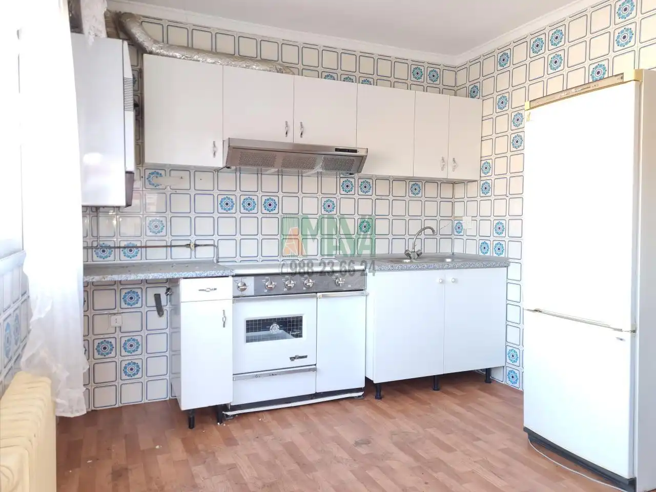Kitchen of Flat for sale in Ourense Capital   with Heating, Parquet flooring and Storage room