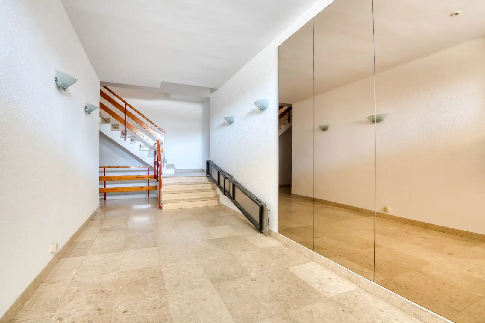 Apartamento en venta en L'Escala con Calefacción, Terraza y Amueblado