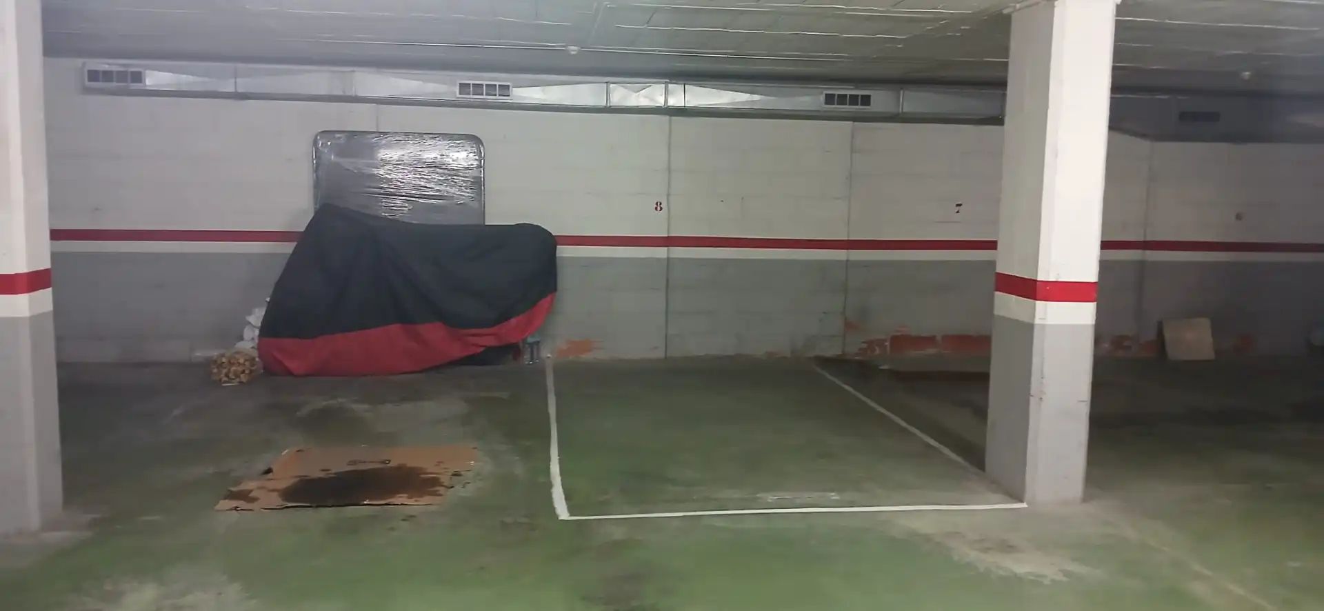 Parkplatz von Garage zum Verkauf in Pallejà