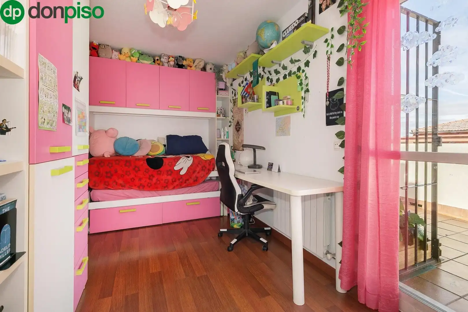 Habitación de Ático en venta en Armilla con Aire acondicionado, Terraza y Trastero