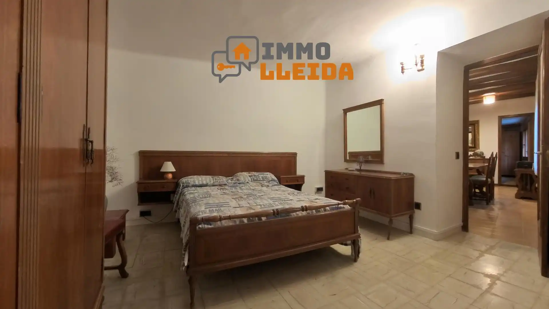 Dormitori de Casa adosada en venda en Montoliu de Segarra amb Moblat