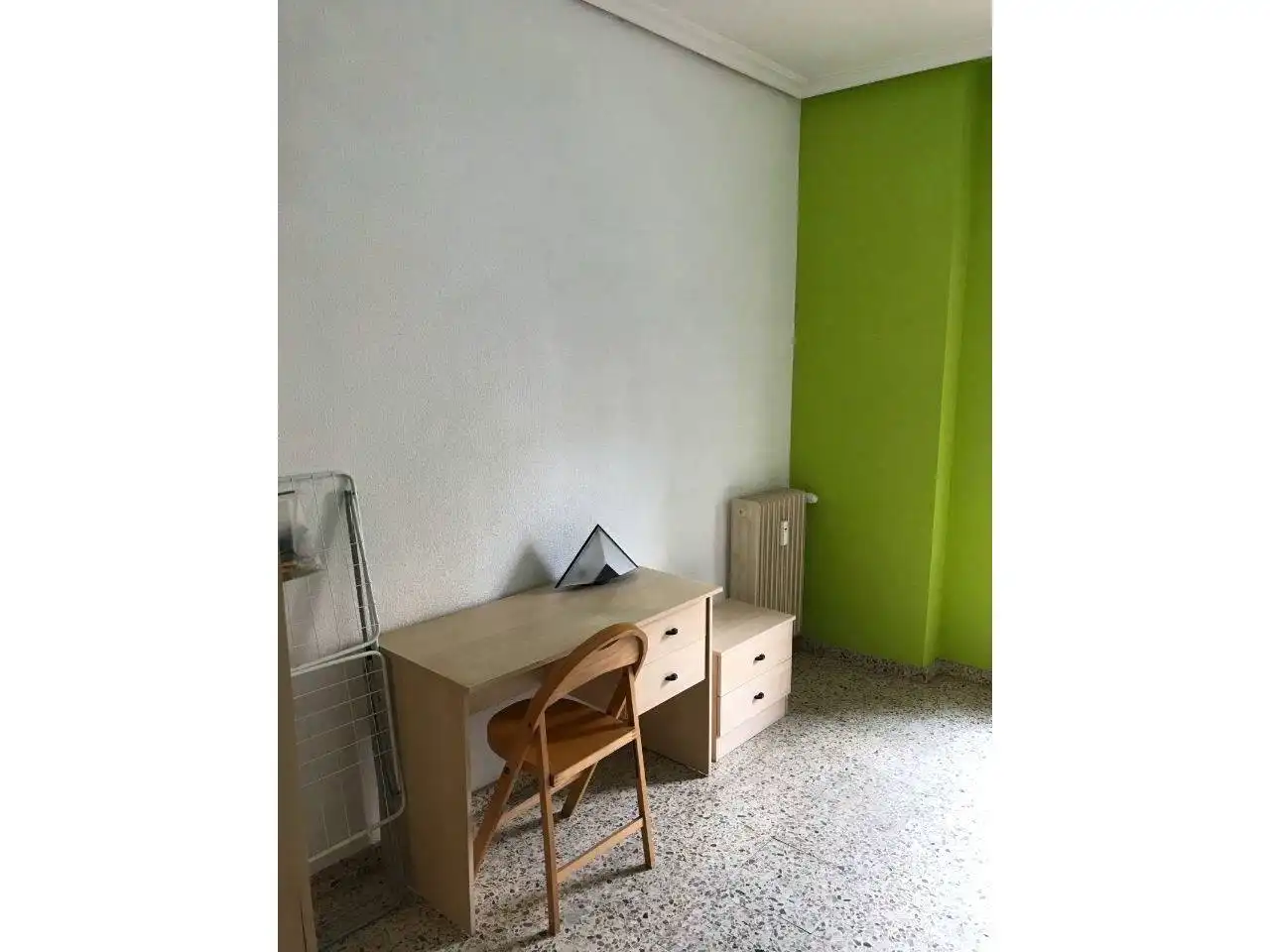 Habitación de Apartamento en venta en  Logroño con Calefacción y Balcón