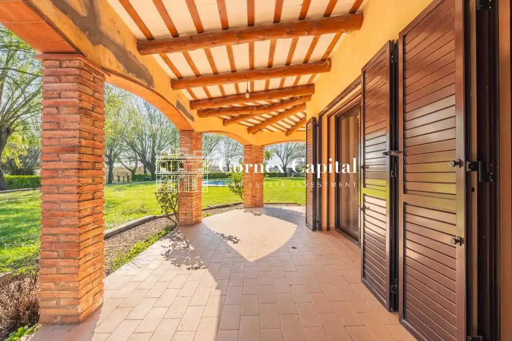 Terrassa de Finca rústica en venda en Torroella de Montgrí amb Aire condicionat, Calefacció i Jardí privat