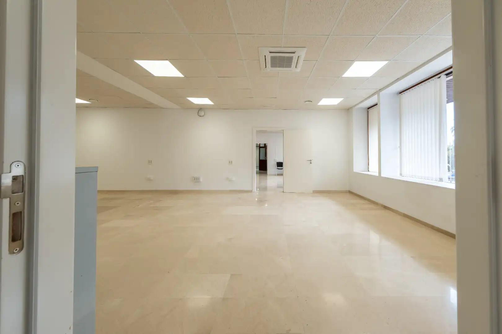Office space with lift for sale in Calle Bravo Murillo, imagen 62