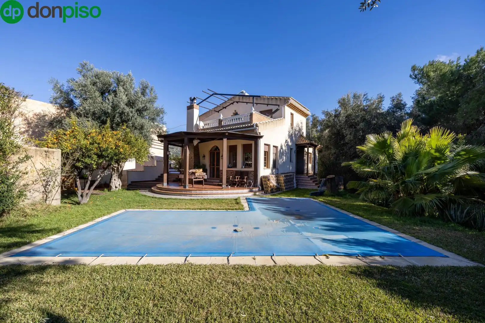 Villa avec terrasse à vendre à Calle del Nacimiento
