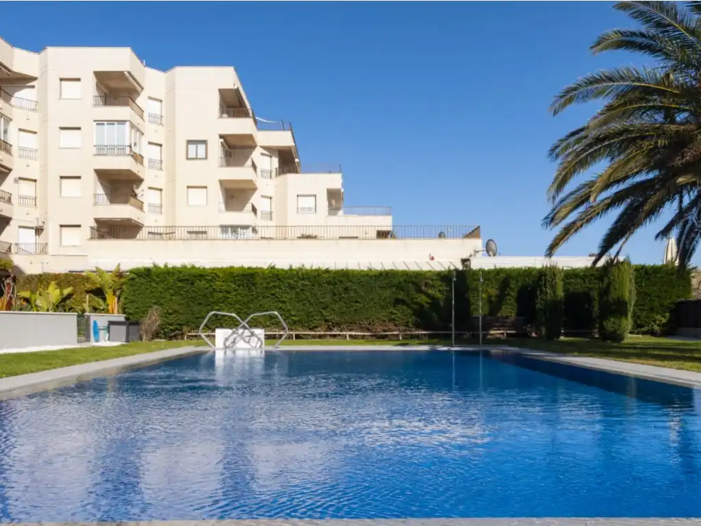 Swimming pool of Attic for sale in Roses  with Air Conditioner, Heating and Furnished