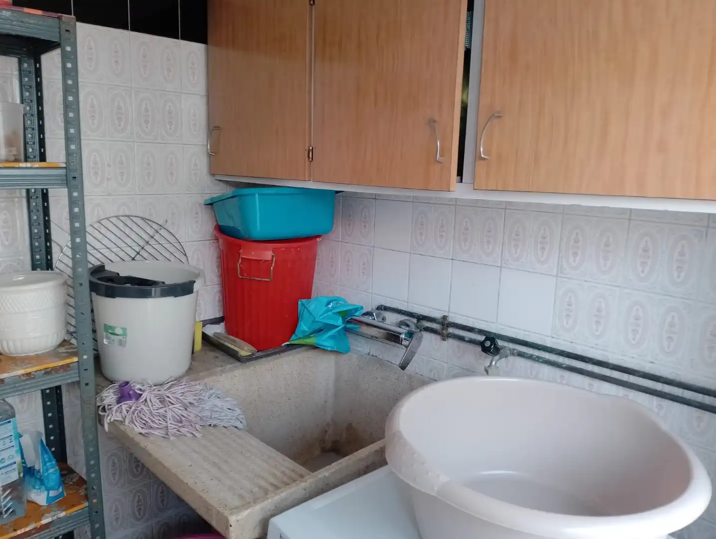 Cuina de Casa o xalet en venda en Badalona amb Jardí privat, Moblat i Balcó