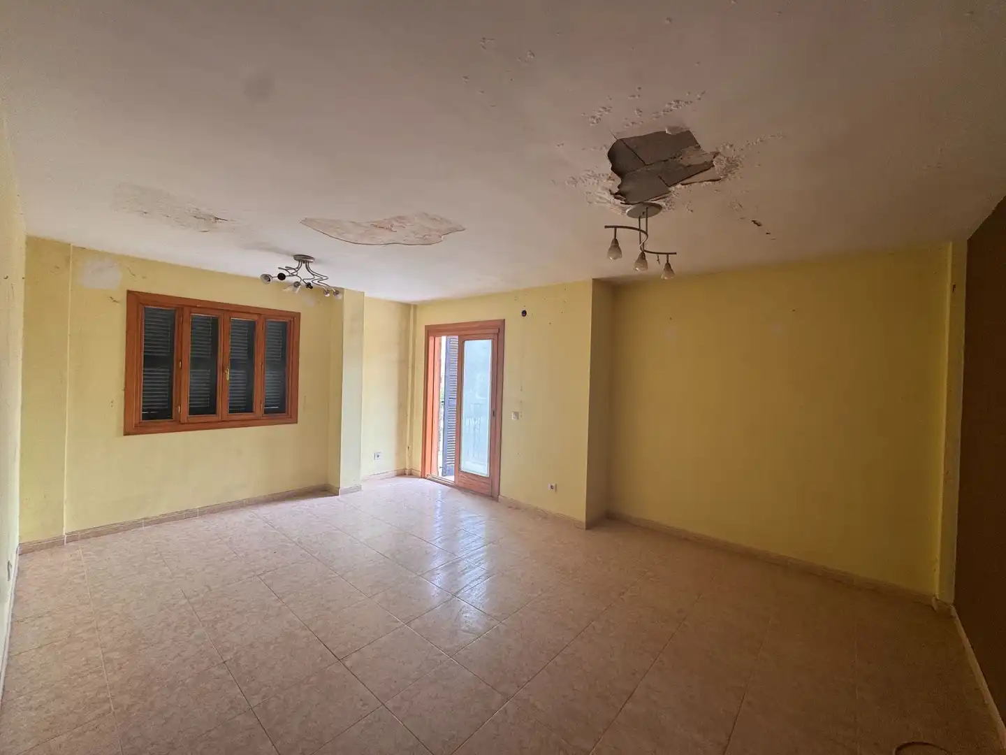 Living room of Flat for sale in Santa María del Camí, Illes Balears