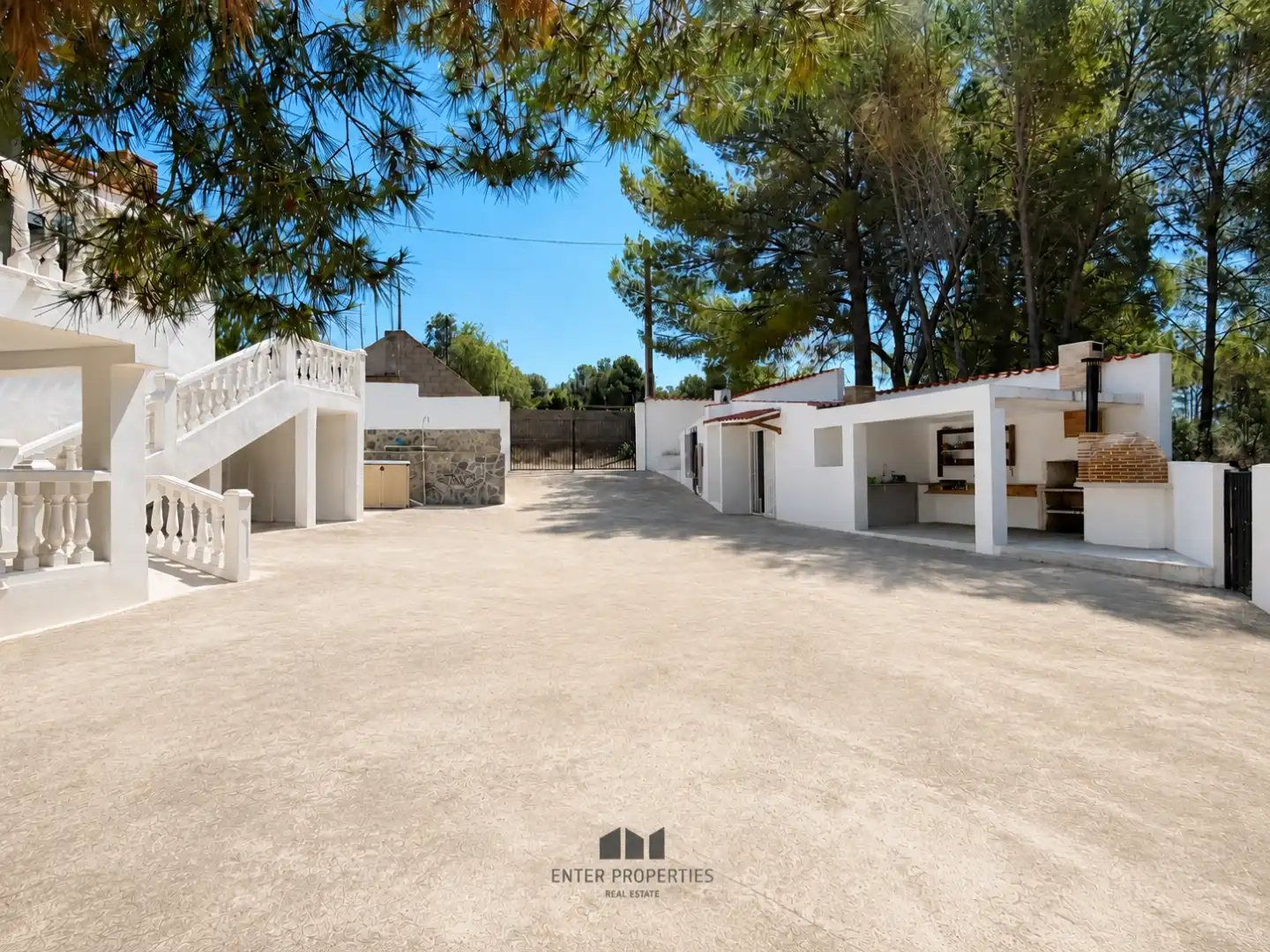 Vista exterior de Casa o chalet en venta en Olocau con Aire acondicionado, Calefacción y Terraza