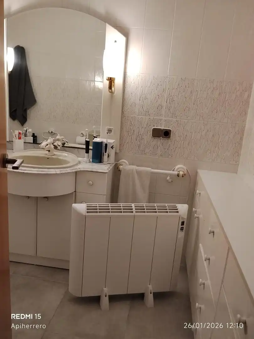 Baño de Piso en venta en Alicante / Alacant con Aire acondicionado