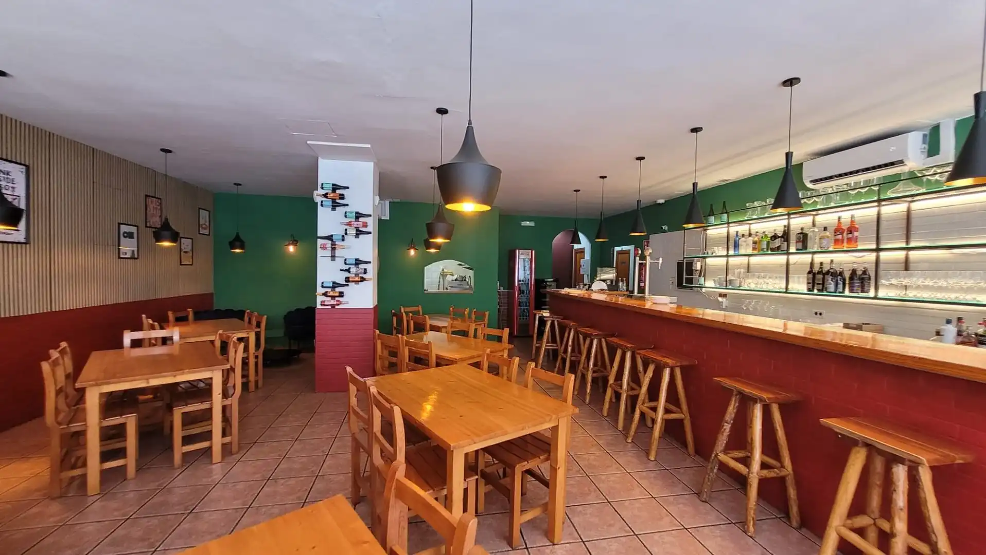 Local comercial en traspàs a Ponent, imagen 2