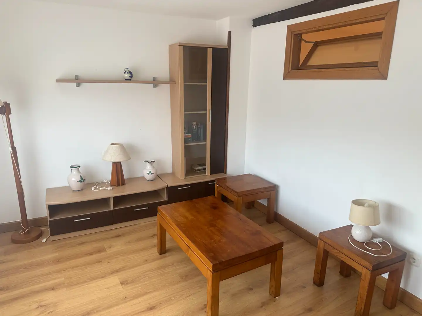 Sala de estar de Piso en venta en Zumaia con Calefacción, Parquet y Horno