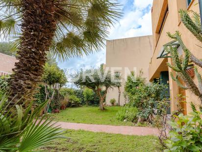 Jardí de Casa adosada en venda en  Tarragona Capital amb Aire condicionat, Calefacció i Jardí privat