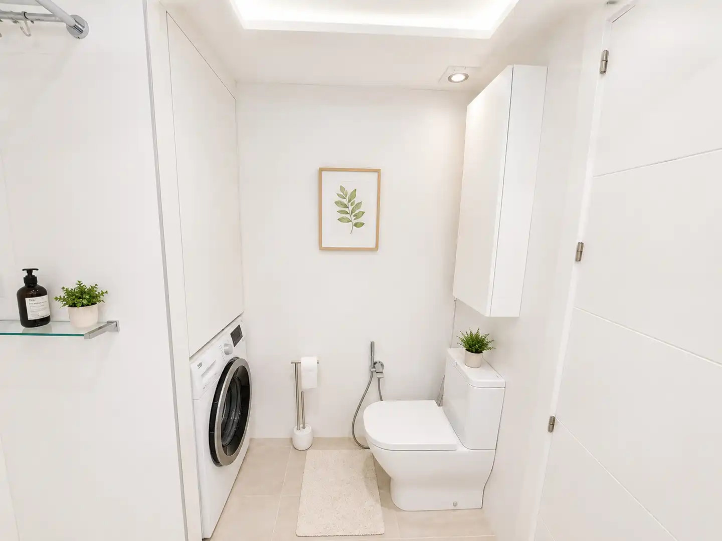 Baño de Piso en venta en Benalmádena con Aire acondicionado, Terraza y Amueblado