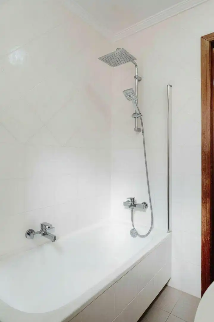 Badezimmer von Wohnung zum Verkauf in Alicante / Alacant mit Klimaanlage, Heizung und Terrasse