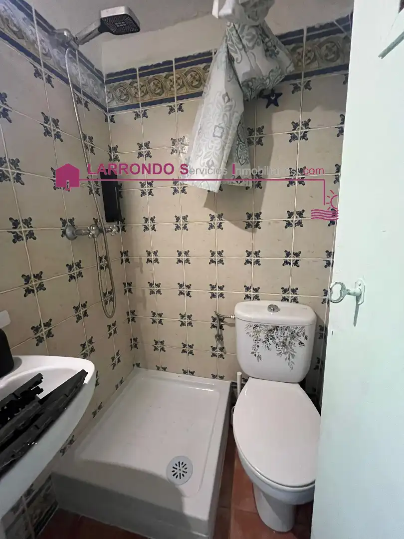 Baño de Finca rústica en venta en Peñíscola / Peníscola con Terraza, Amueblado y Balcón