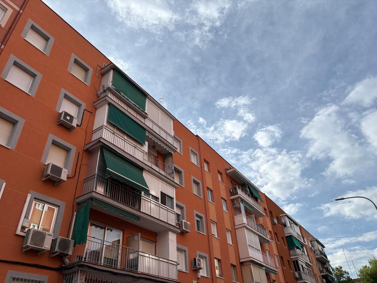 Vista exterior de Pis en venda en Alcorcón