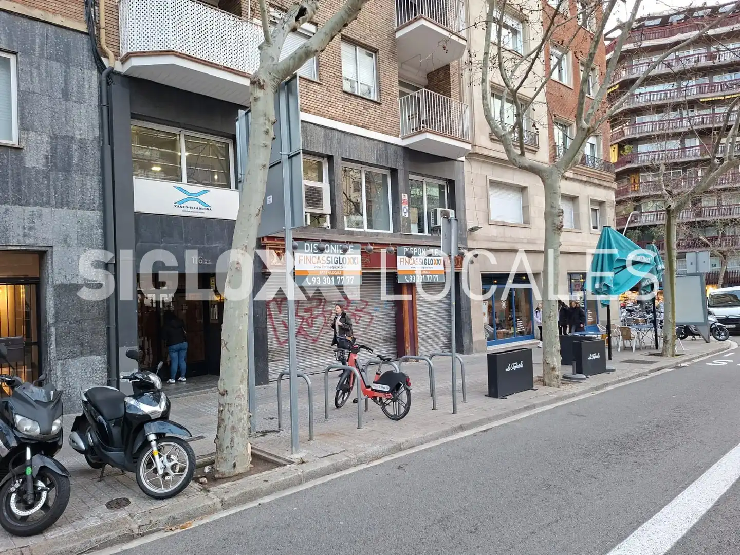 Vista exterior de Local de lloguer en Barcelona amb Aire condicionat
