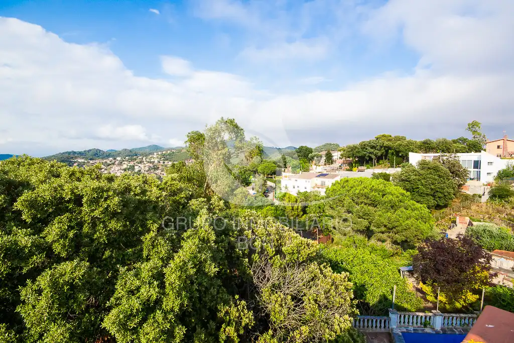 Chalet con terraza en venta en Carrer Músic Pau Casals, imagen 3