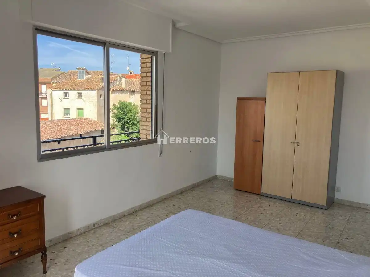 Habitación de Casa o chalet en venta en Galilea con Calefacción y Terraza