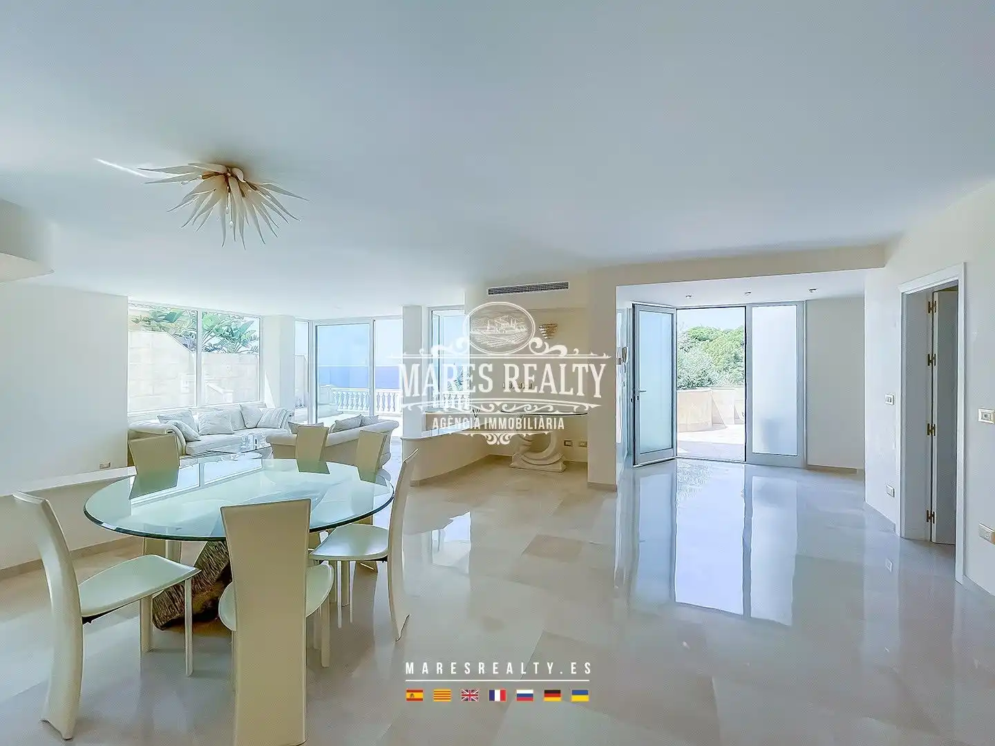Vista exterior de Casa o xalet en venda en Lloret de Mar amb Aire condicionat, Calefacció i Jardí privat