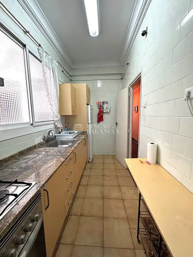 Kitchen of Flat for sale in Valencia  with Balcony