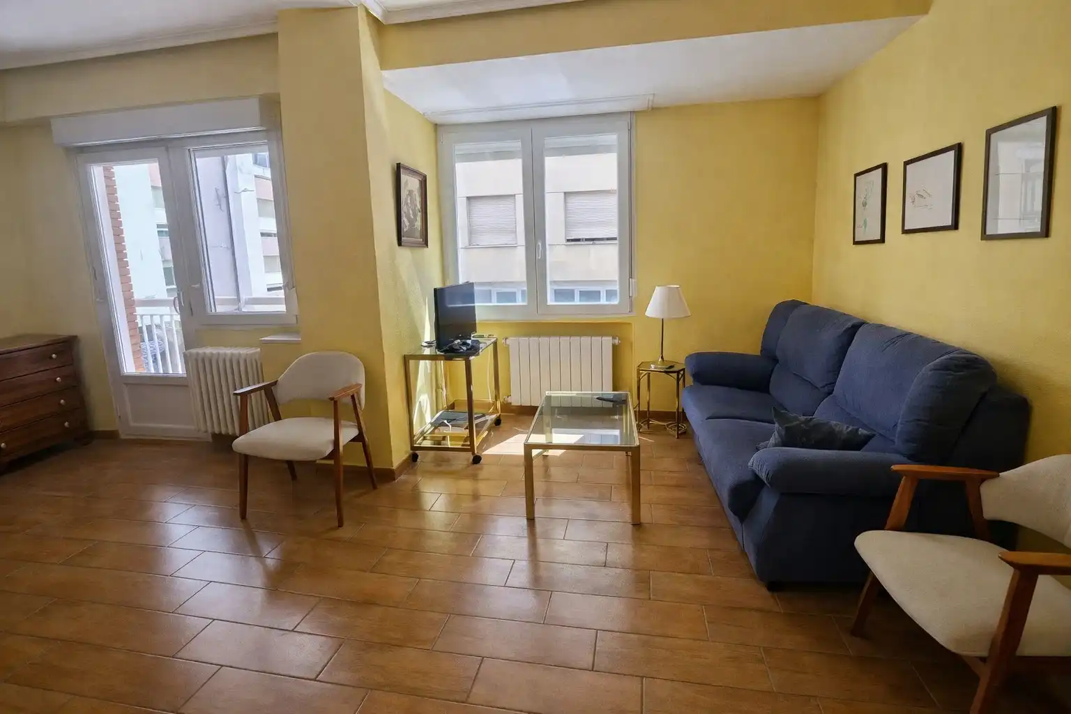 Living room of Flat for sale in Valladolid  with Heating, Terrace and Balcony