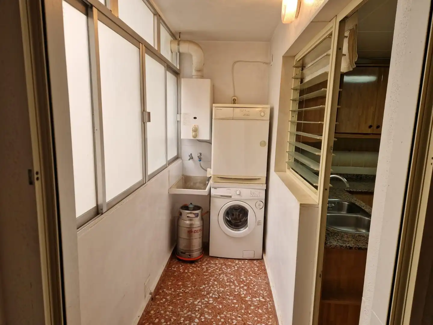 Kitchen of Flat for sale in Sax