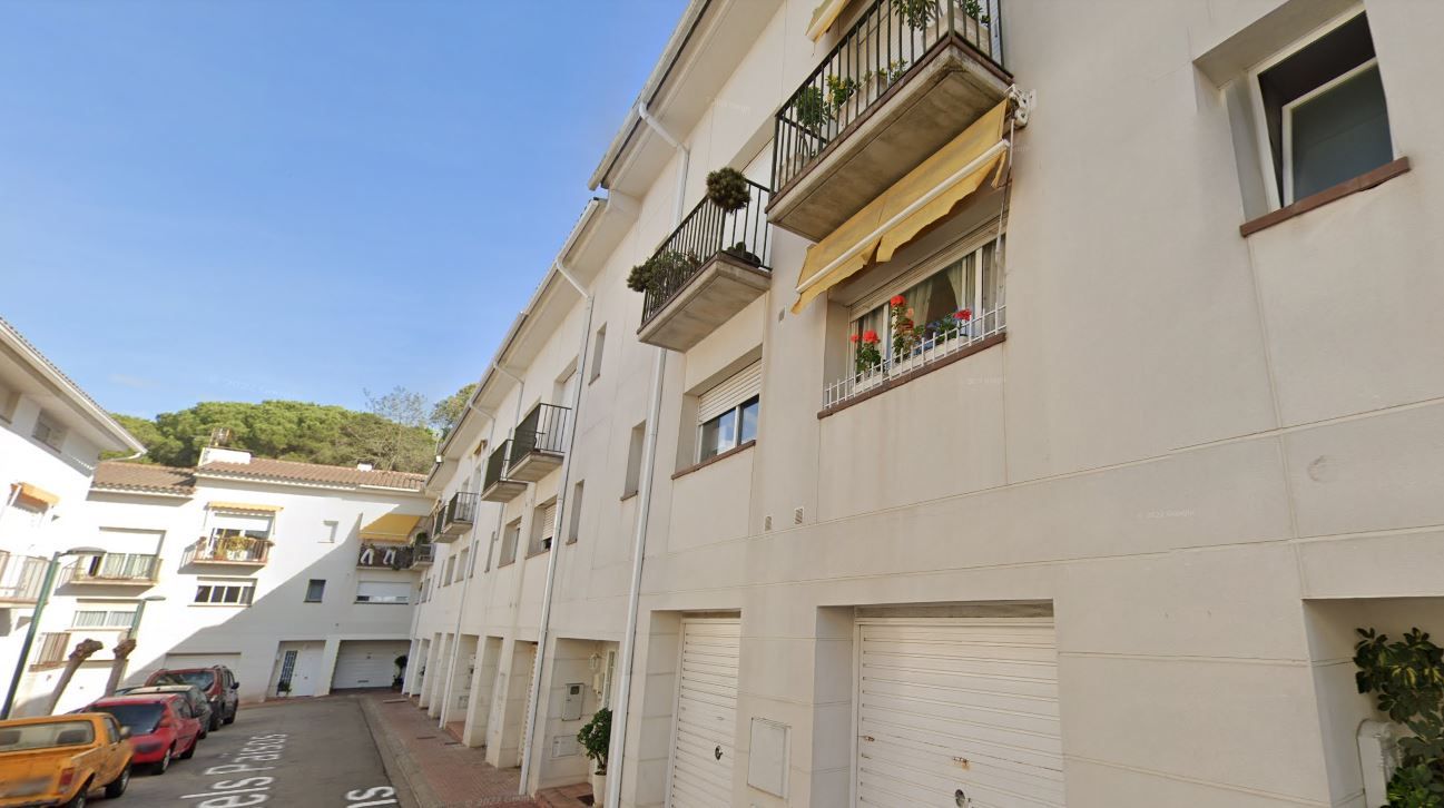 Vista exterior de Casa adosada en venda en Lloret de Mar amb Calefacció