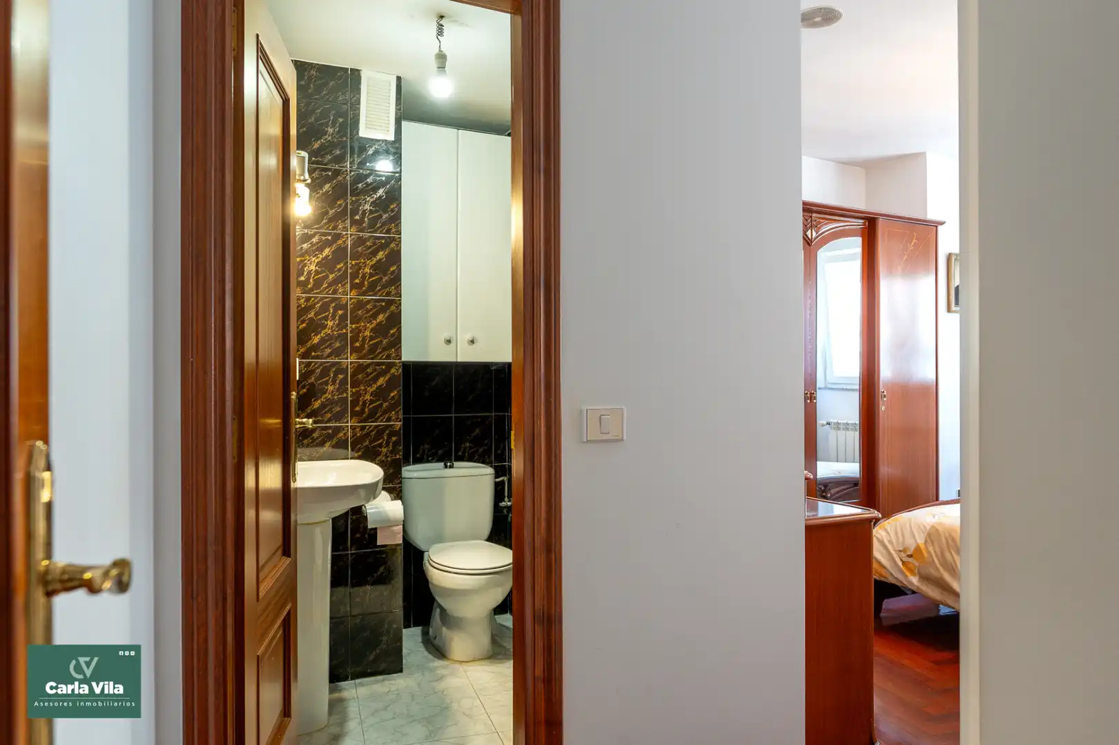 Bathroom of Apartments for sale in Lugo  with Heating, Parquet flooring and Storage room