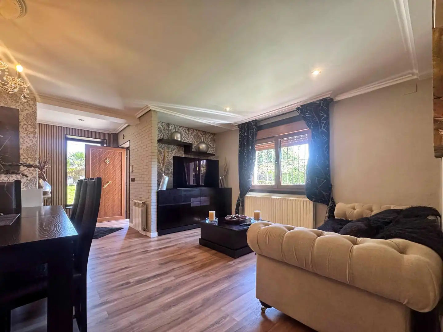 Sala de estar de Casa o chalet en venta en Lalín con Calefacción, Jardín privado y Terraza