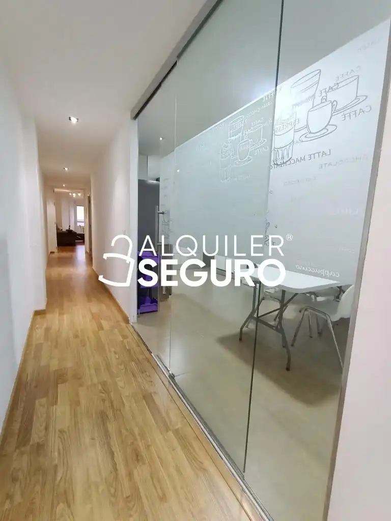 Piso de alquiler en Alfonso El Sabio, Barrio del Centro