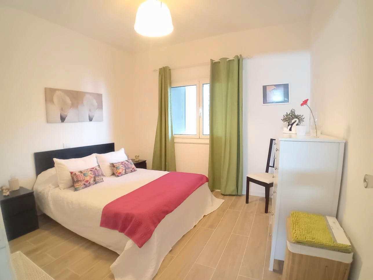 Habitación de Apartamento de alquiler en Las Palmas de Gran Canaria con Amueblado, Lavadora y Microondas