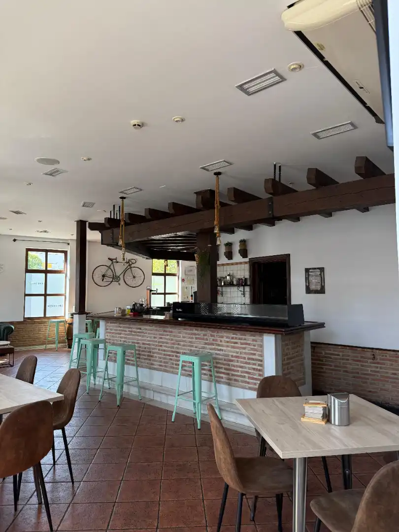Edificio en venta en Malpica de Tajo con Alarma